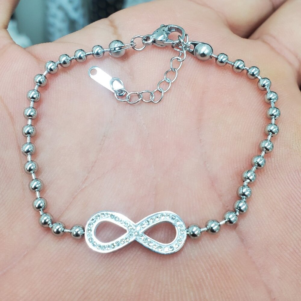 Silver bracelet for woman's